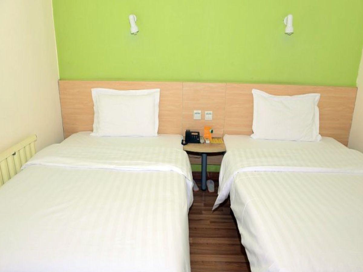 7Days Premium Harbin Central Avenue Bagian luar foto